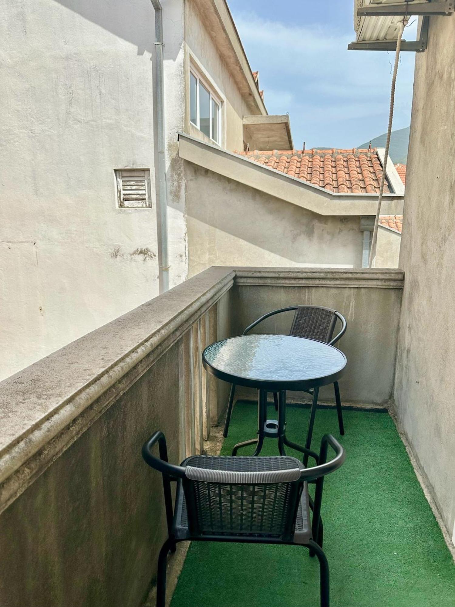 Villa Nela Тиват Екстериор снимка