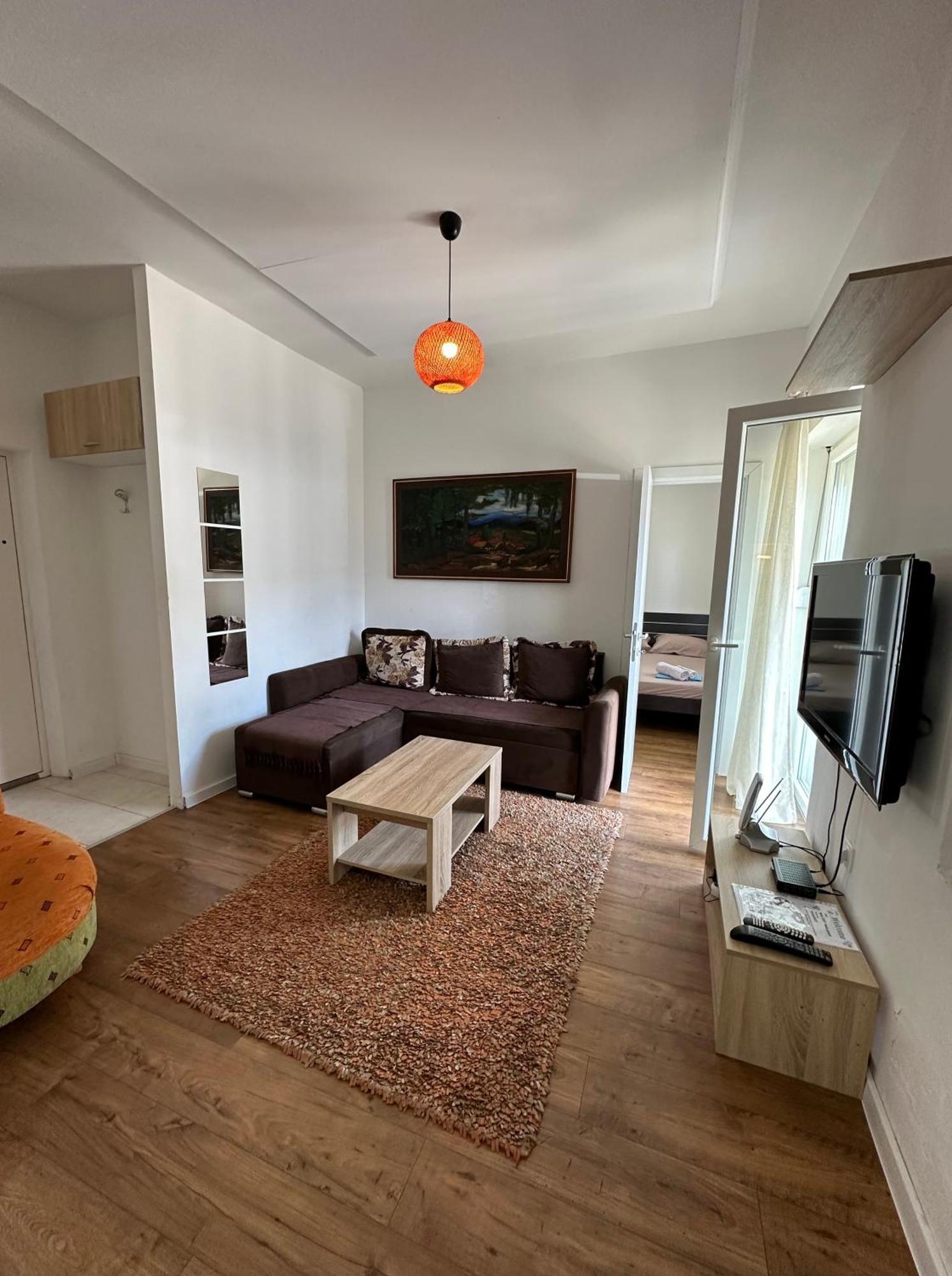 Villa Nela Тиват Екстериор снимка