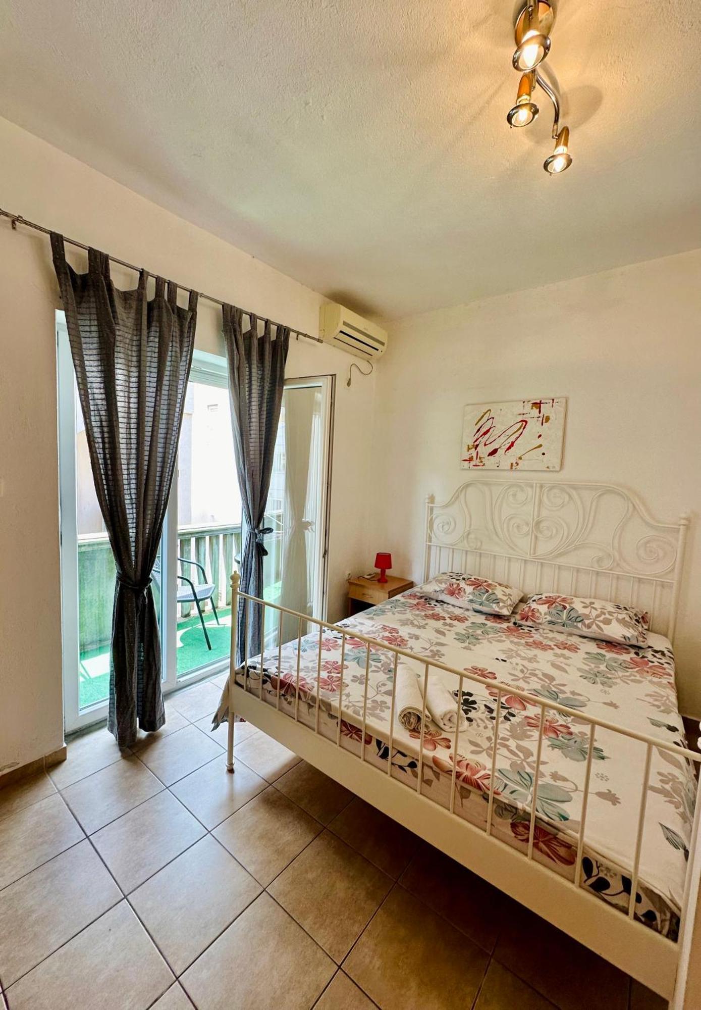 Villa Nela Тиват Екстериор снимка